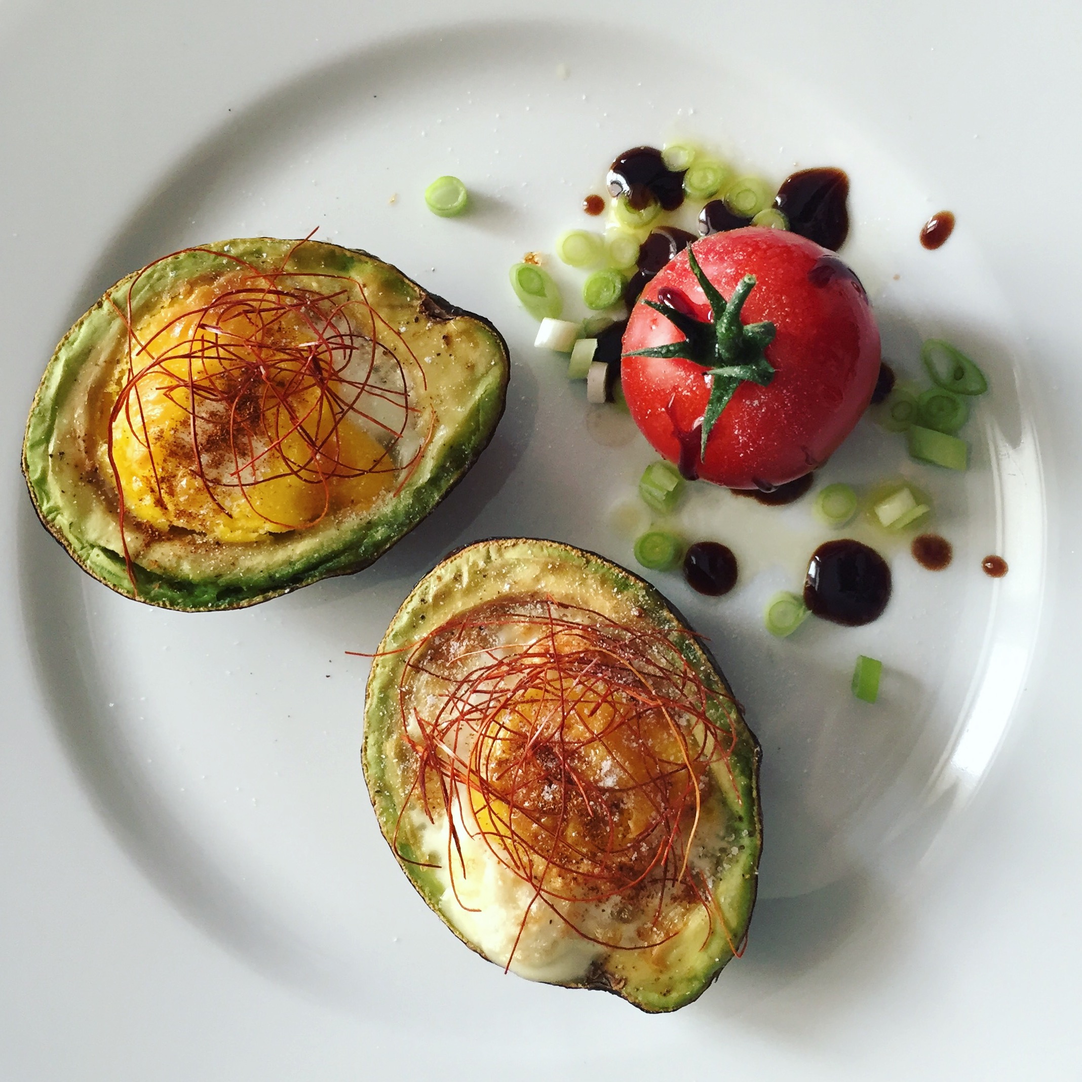 AVOCADO BAKED EGGS